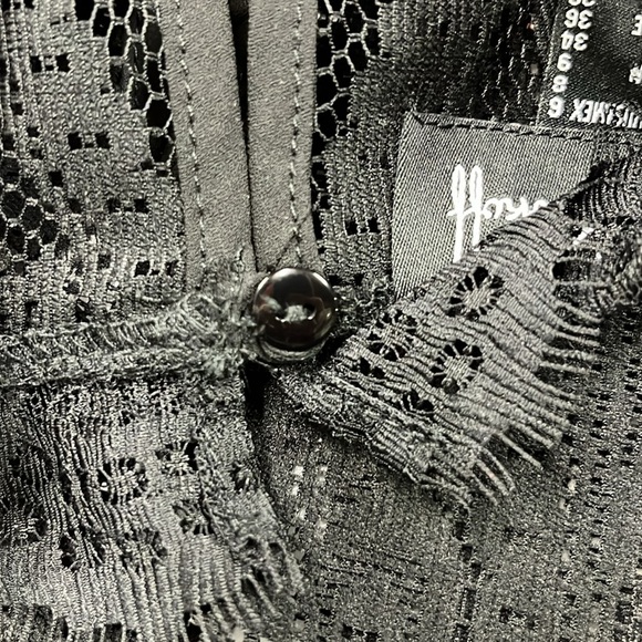 JOSEPH RIBKOFF High Neck Keyhole Sleeveless BLK Lace Long Fringe Party/NYE Top 8 - Picture 8 of 15